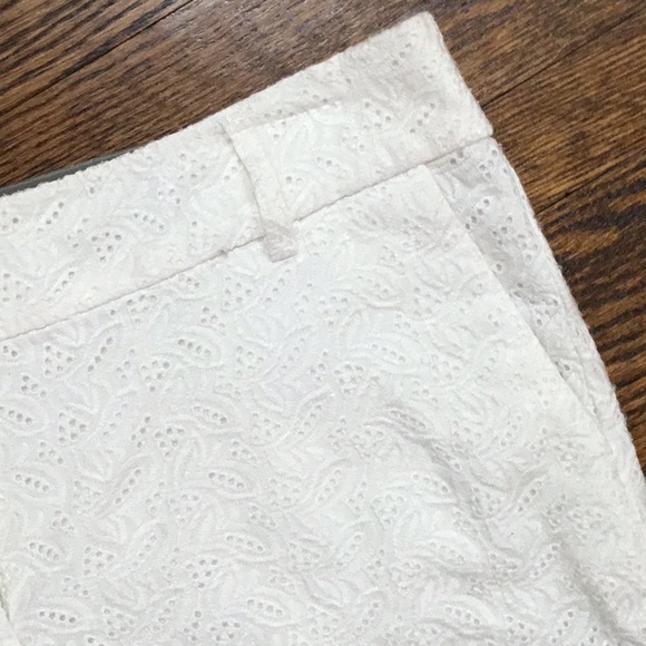 Ann Taylor White Eyelet Shorts NWT - Picture 9 of 10
